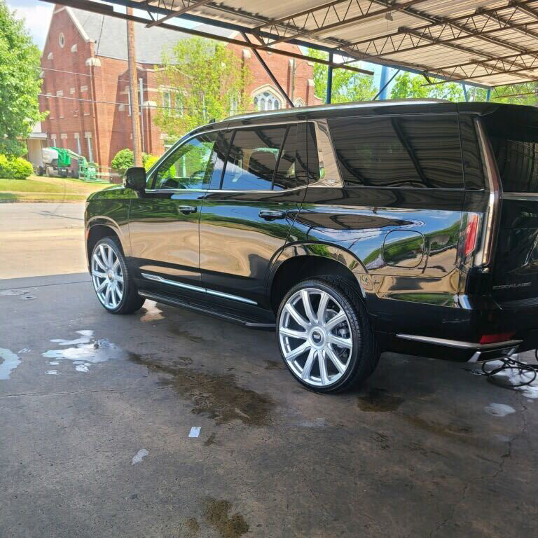 2021 Platinum Style - F263 22x9 Silver wheel