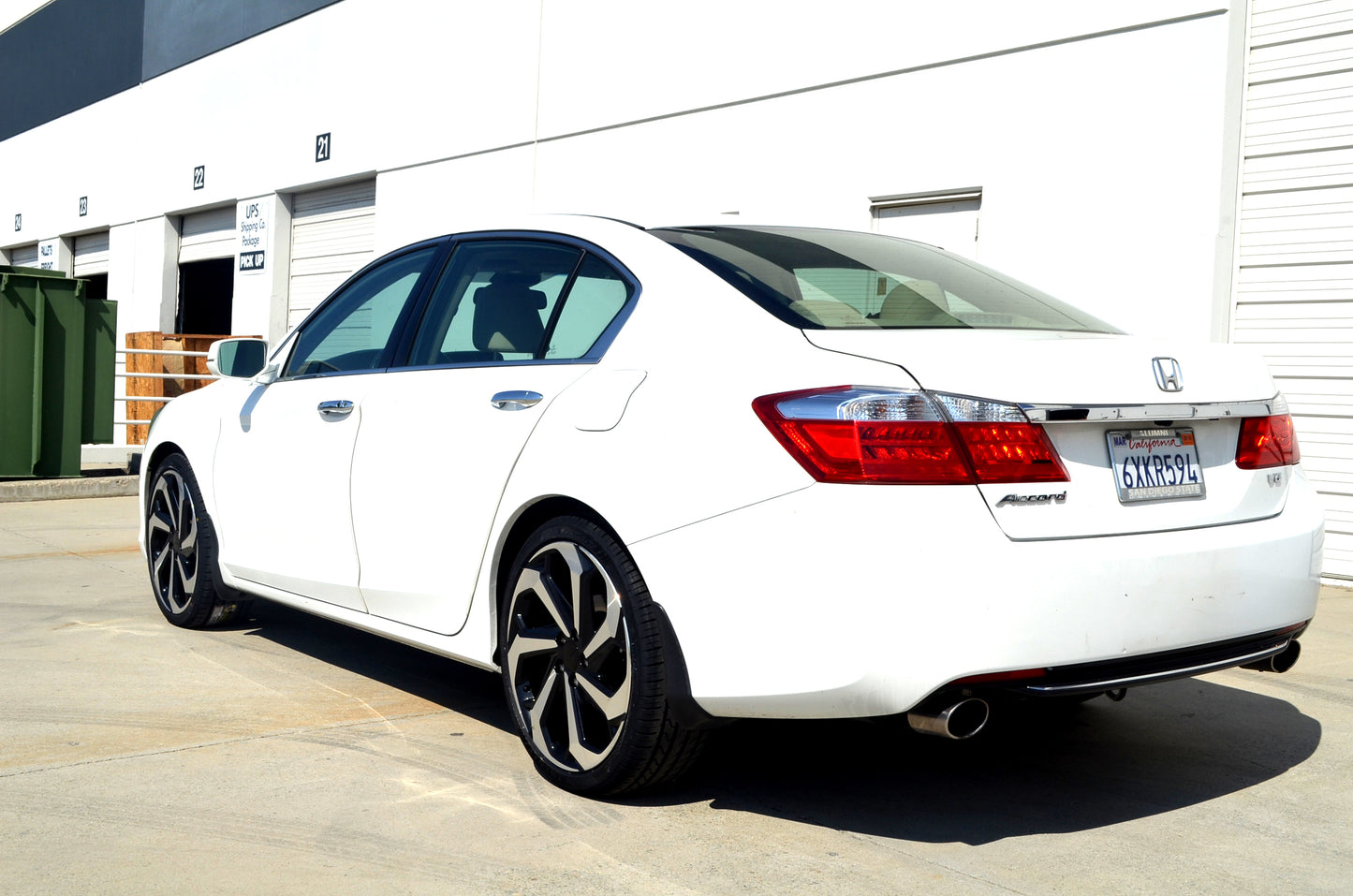 LX Sport Style - F066 2x8 Machined Face/Black Outline wheel