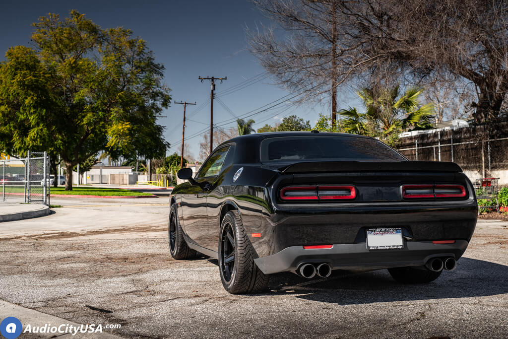 Flow Forged Demon Style - F153 2x10.5 Gloss Black wheel