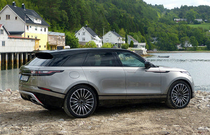 Velar Style - RL16 24x1 Machined Face/Black Outline wheel